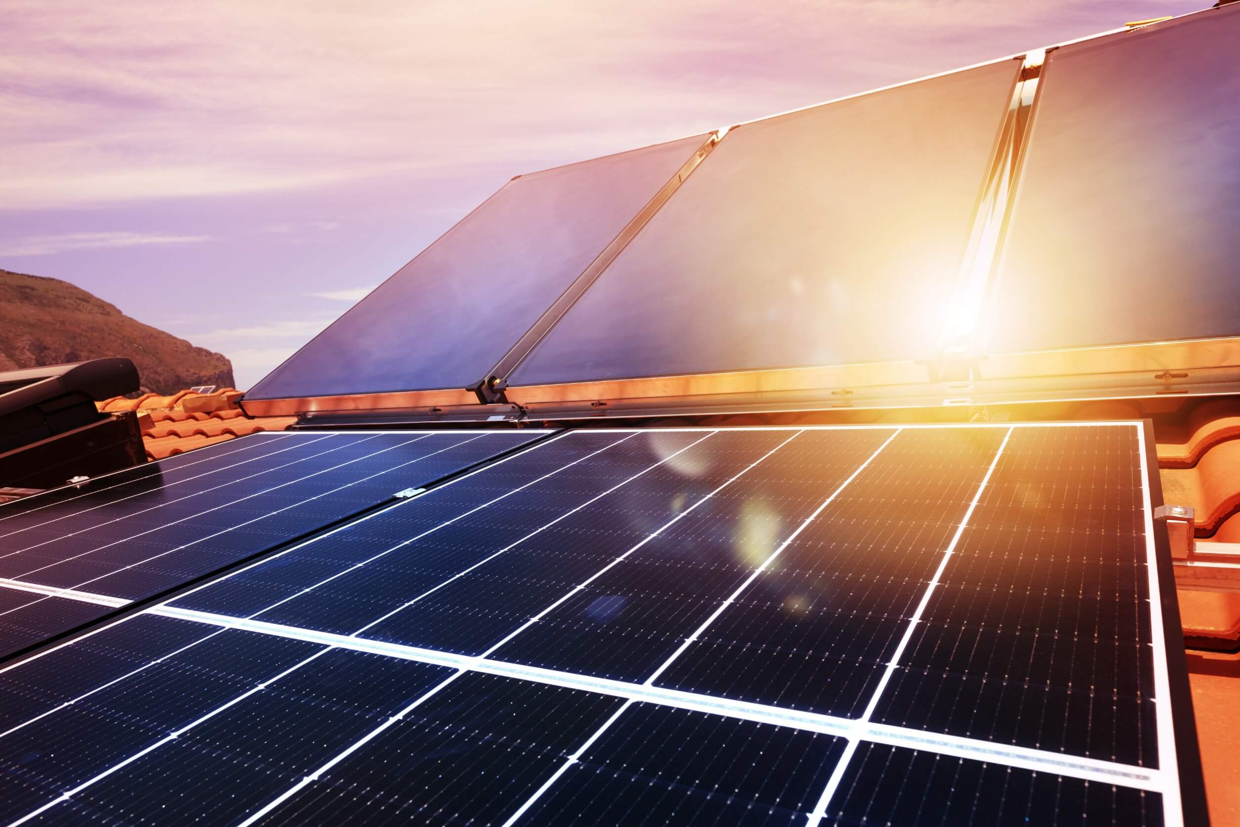 miert-erik-meg-a-napelem-panelek-a-magasabb-arat-is